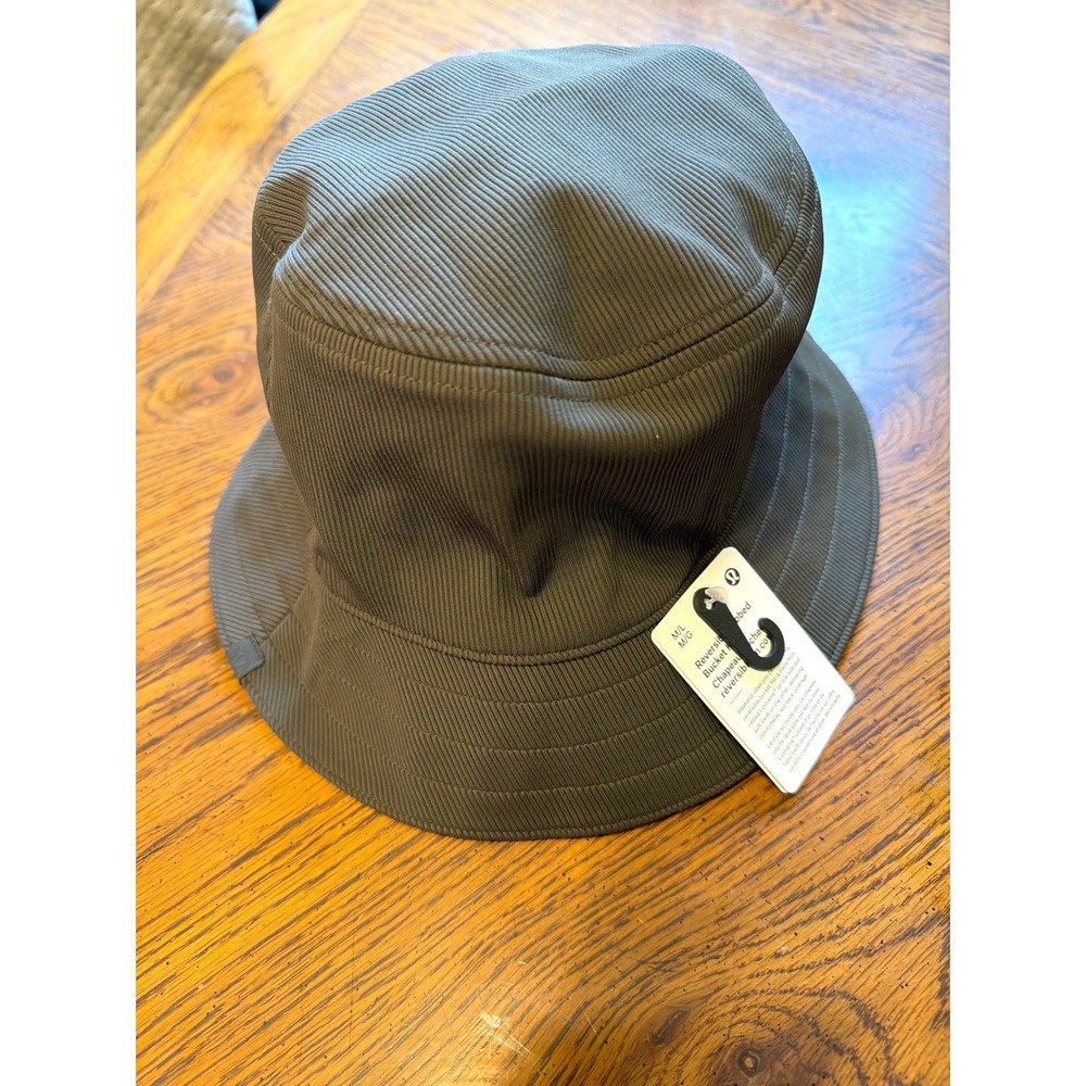 NEW Lululemon Reversible Ribbed Bucket Hat Dark Olive Luxtreme Swift M/L LU9DOTS